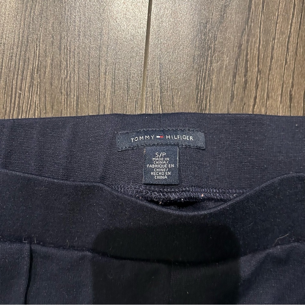 Tommy Hilfiger Blue and Brown Joggers with Sleek Design - Picture 4 of 9